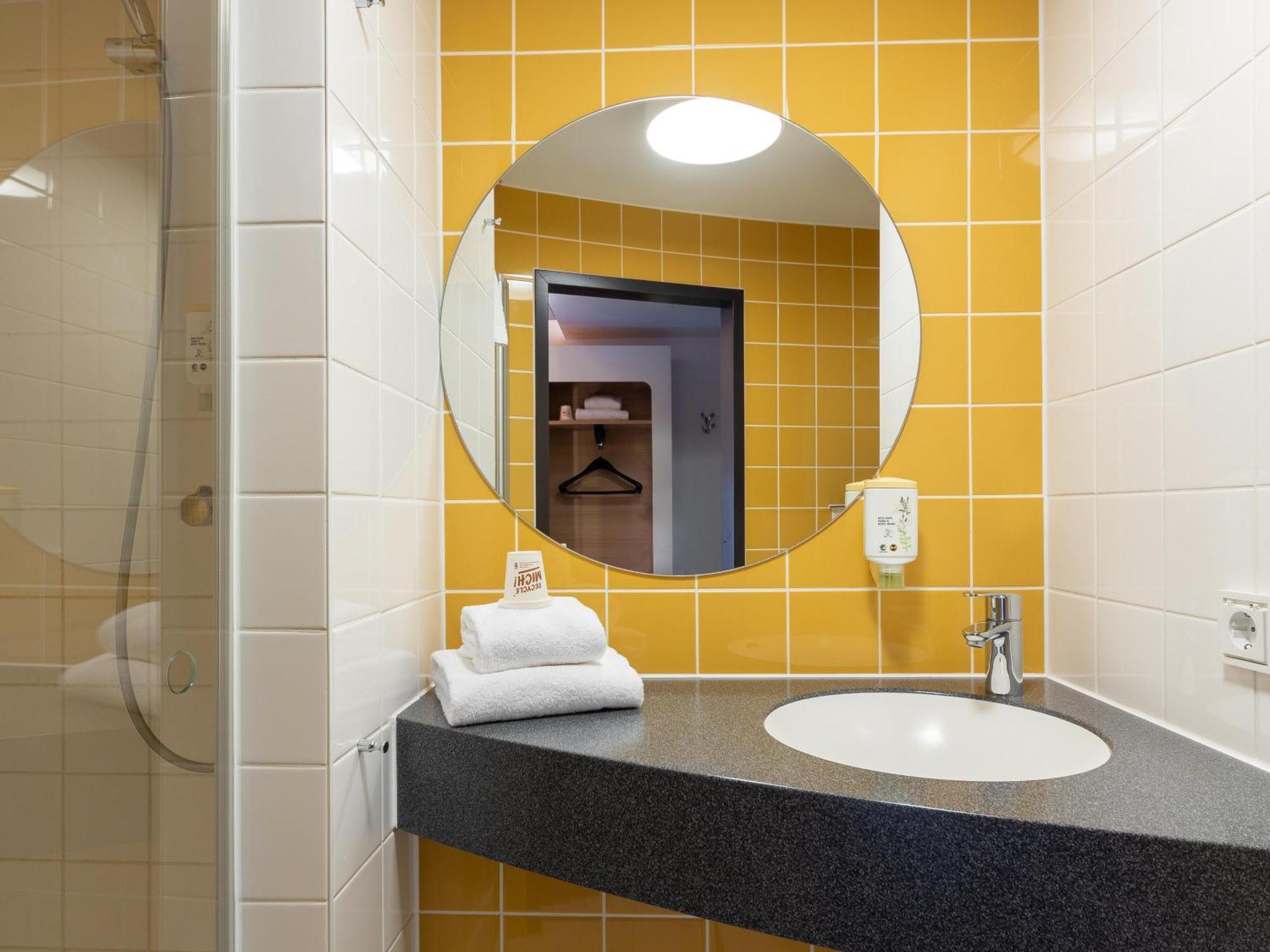 B&B Hotel Duesseldorf-City Εξωτερικό φωτογραφία