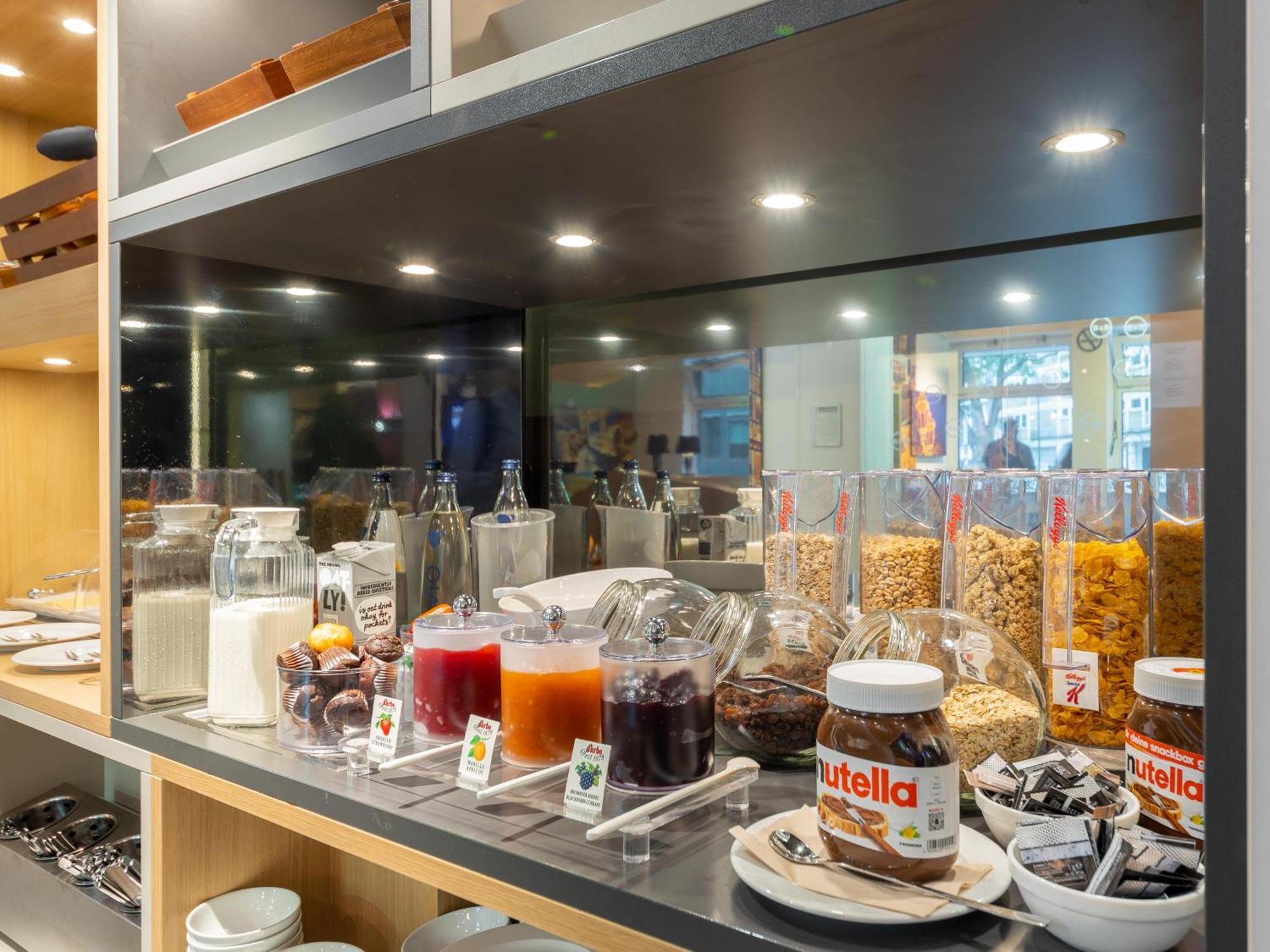 B&B Hotel Duesseldorf-City Εξωτερικό φωτογραφία